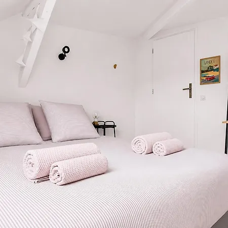T4 Climatisé Terrasse&parking Appartement *